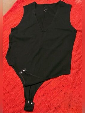 a new day Black Sleeveless V-Neck Bodysuit